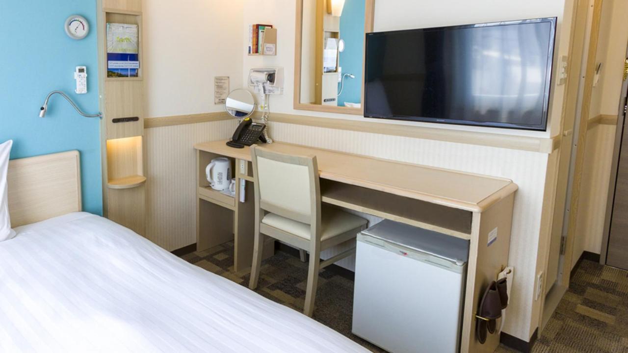 Toyoko Inn Toyota Shi Ekimae Exterior foto